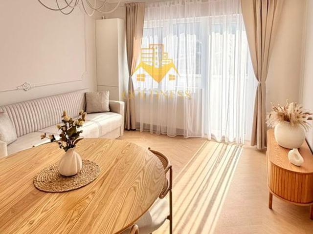 Închiriază Apartament 3 camere Strada Avram Iancu