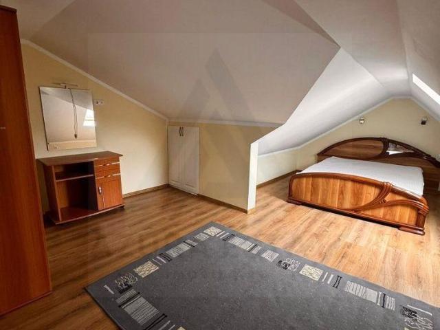 Închiriază Apartament 3 camere Hipodrom 2