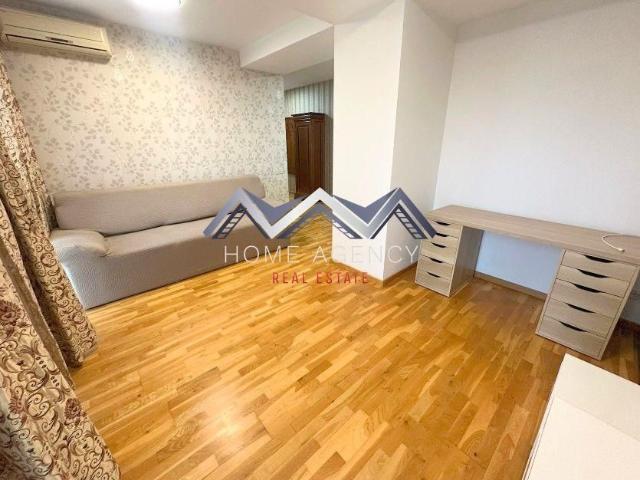 Închiriază Apartament 3 camere Strada Polonă