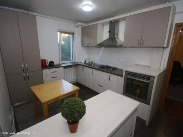 Inchiriem 3 Camere Piata Sud Scoala 10 et 2 Modern Mobilat