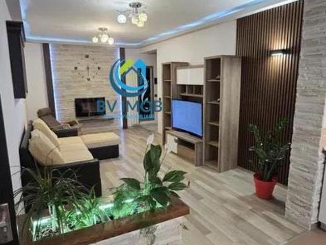 Inchiriem Apartament 3 Camere, Modern, 85 Mp, Tractorul Isaran