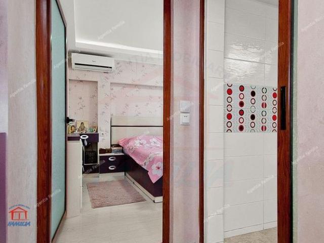 Inchiriem apartament cu 2 camere, Faleza, pret 700 euro