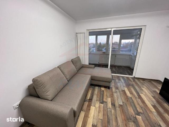 Inchiriem apartament cu 3 camere in centrul orasului, pret 500 euro