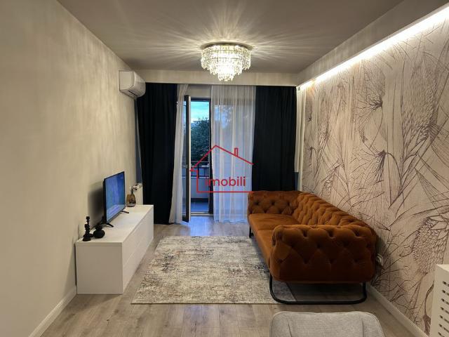 Inchiriem apartament cu 3 camere in centrul clujului