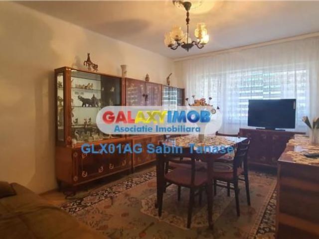 inchiriere ap cu 3 cam cf 1 etaj intermed BANAT