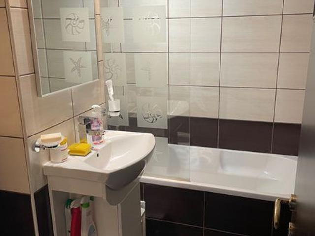 Inchiriere ap 3 camere Berceni