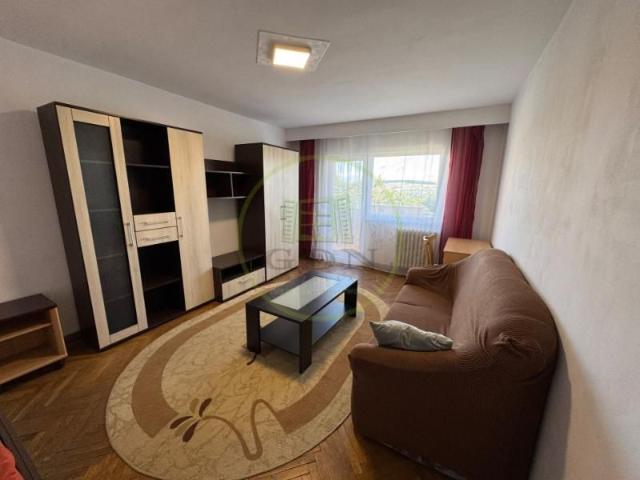 Inchiriere apart. cu 3 camere, + garaj, Zorilor