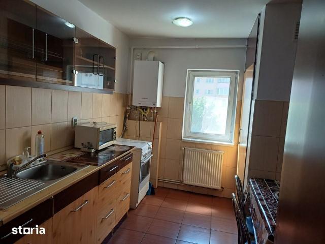 Închiriere apart 3 camere cartierul Mărăști aproape de F.S E.G.A