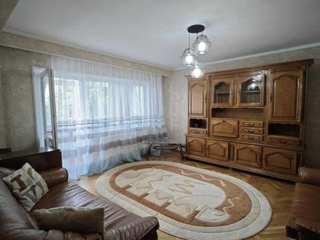 Inchiriere apartament 3 camere