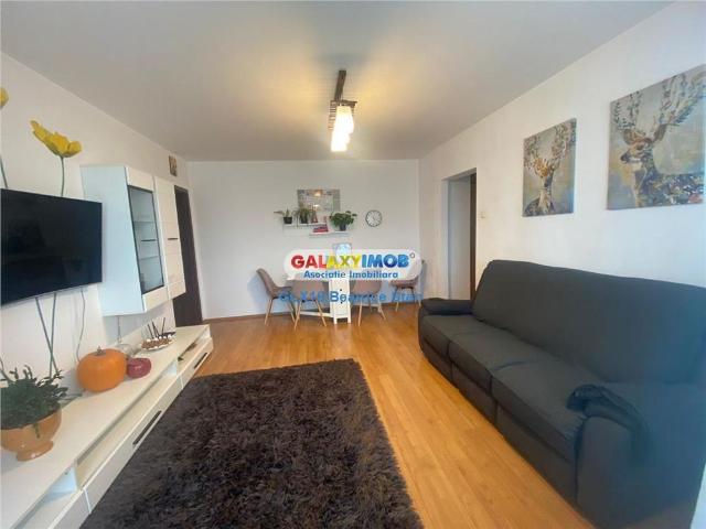 Inchiriere apartament 3 camere cochet DRUMUL TABEREI / BD. 1 MAI