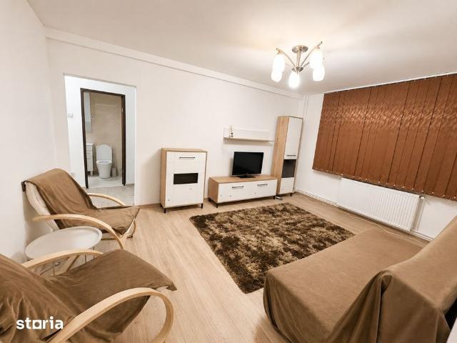 Inchiriere apartament 3 camere Centru