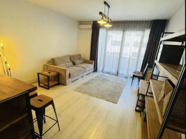 Închiriere apartament 3 camere cu loc de parcare Soho Unirii