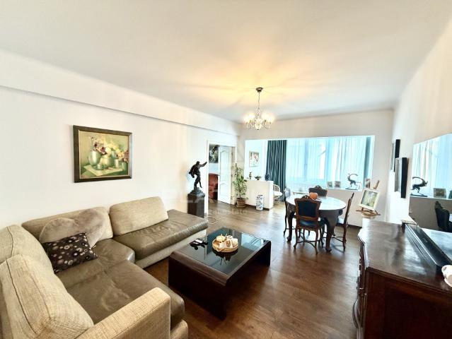 Inchiriere apartament 3 camere Beller