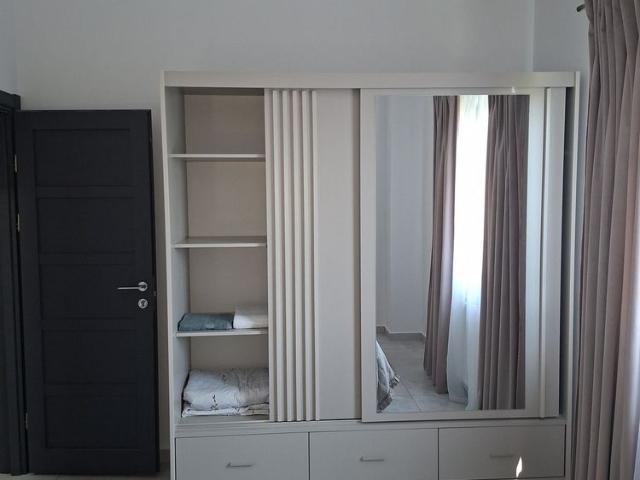 Inchiriere apartament 3 camere bloc nou perioade scurte
