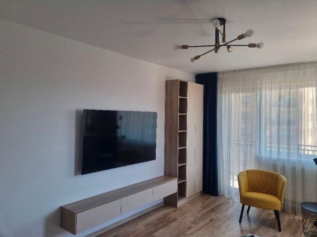 Inchiriere Apartament 3 Camere decomandat Tractorul Casa Nobel pet friendly