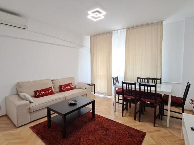 Inchiriere apartament 3 camere decomandat Piata Victoriei