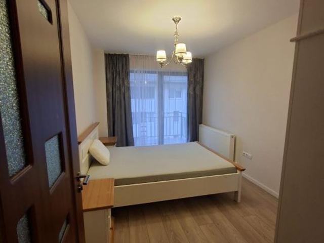 Inchiriere apartament 3 camere, et. 3 cu lift, 54 mp in bloc nou