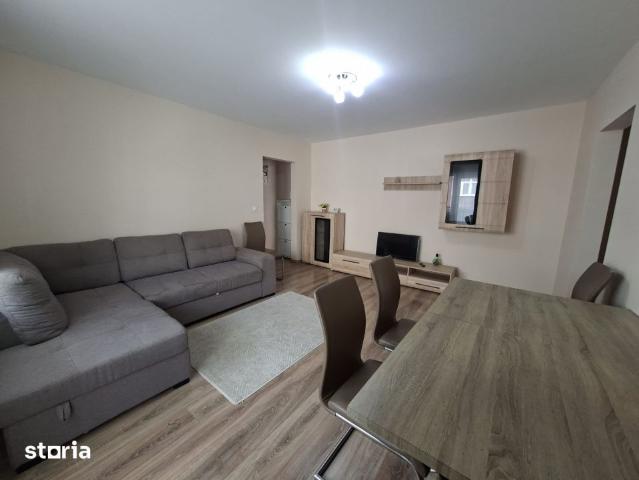 Inchiriere apartament 3 camere, et. 2, 70 mp, zona Bucovinei