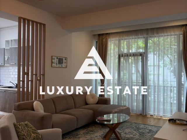 Inchiriere apartament 3 camere mobilat zona Aviatiei Herastrau