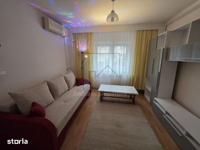 Inchiriere apartament 3 camere Nerva Traian