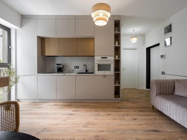 Inchiriere apartament 3 camere | Sisesti