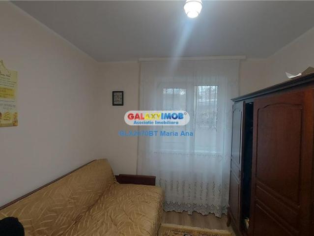Inchiriere apartament 3 camere, parter, zona Complex Bulevard!