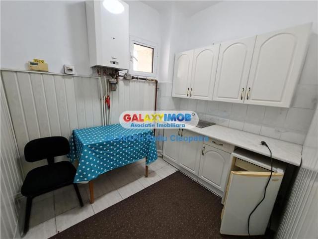 Inchiriere apartament 3 camere, Ploiesti, zona ultracentrala