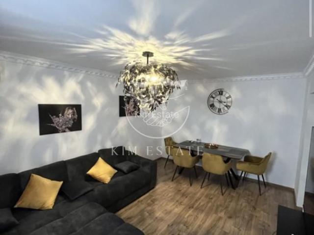 Închiriere apartament 3 camere, zona Tomis III