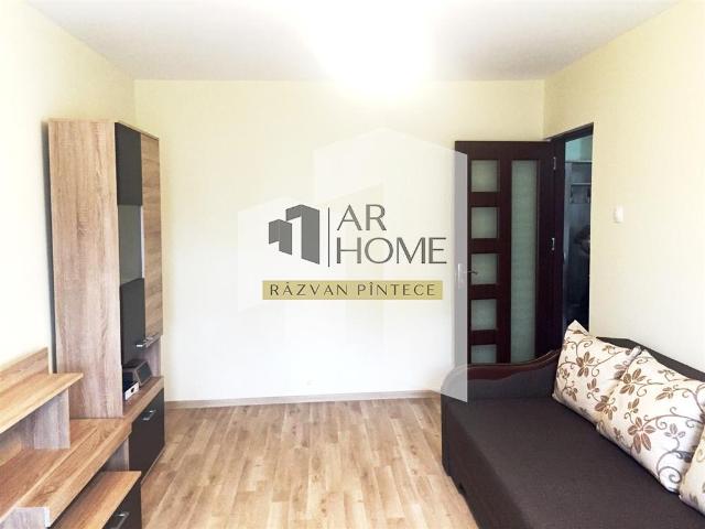 Inchiriere apartament 3 camere, zona Democratiei, Ploiesti