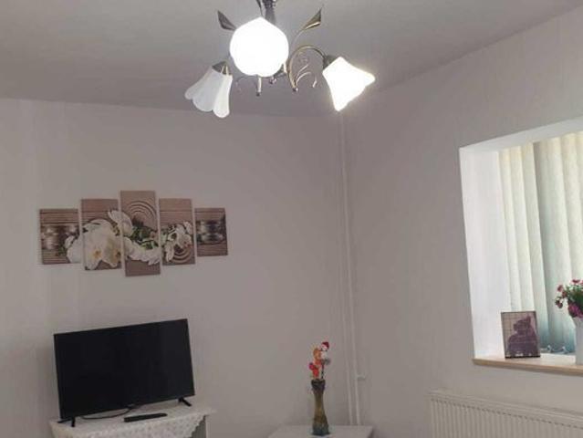 Inchiriere apartament 1 camera 300 EUR