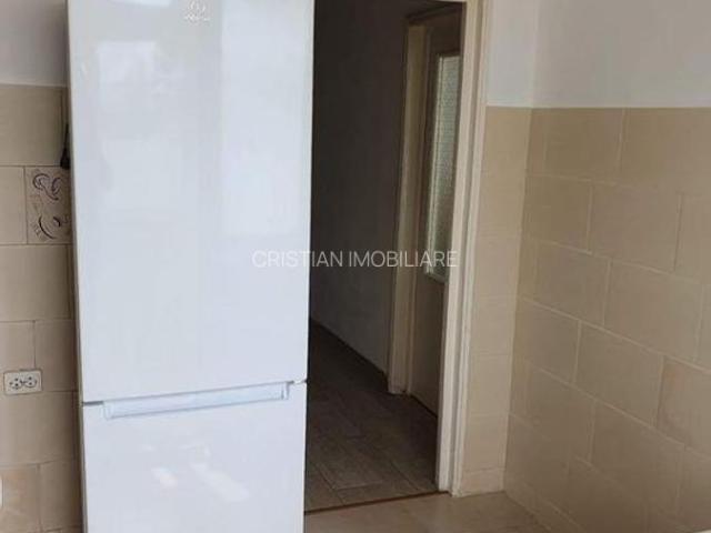 Inchiriere apartament 1 camera, zona Viziru 3, mobilat si utilat, etaj 2