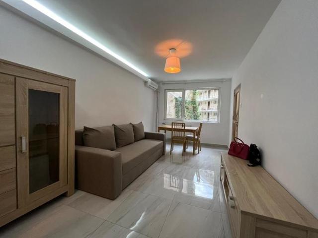 Inchiriere apartament 2 camere Cismigiu, totul nou