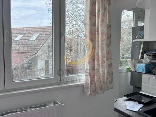 Inchiriere apartament 2 camere aproape de UMF