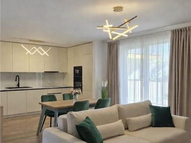 Inchiriere apartament 2 camere bloc nou et 1 cu parcare privata