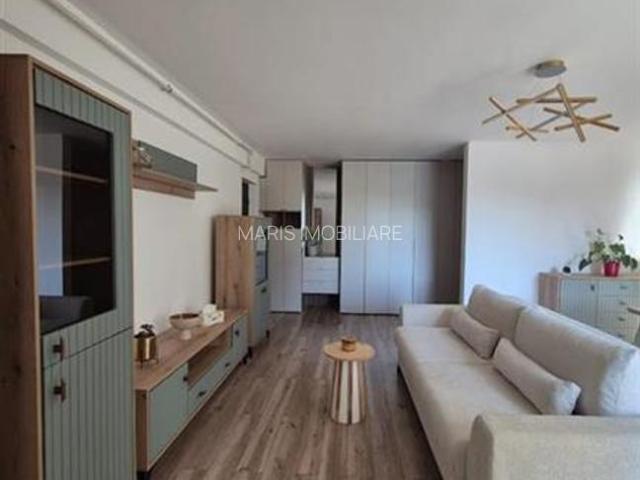 Inchiriere apartament 2 camere bloc nou et 1 cu parcare privata
