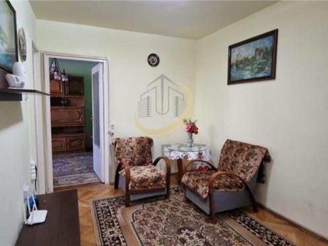Inchiriere apartament 2 camere Dambu