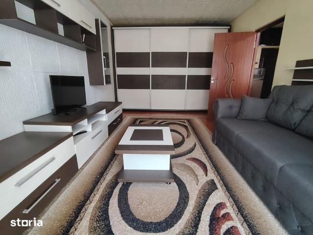 Inchiriere Apartament 2 camere decomandat, 55 mp, Florilor
