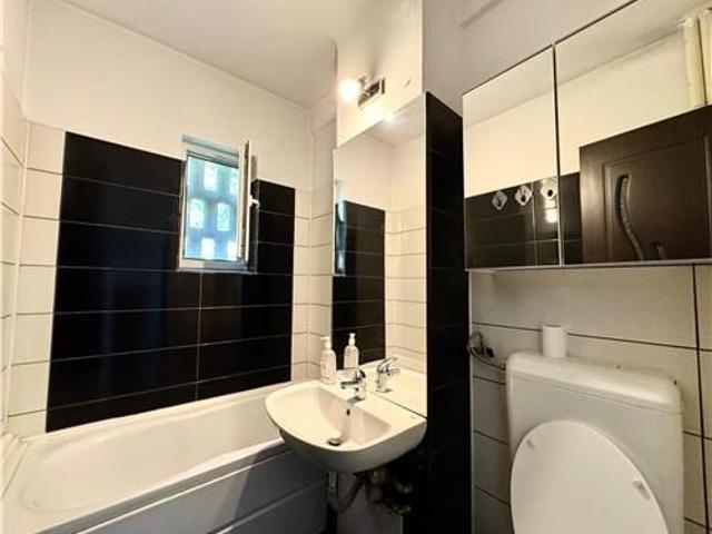 Inchiriere apartament 2 camere, decomandat, zona Nord, Ploiesti