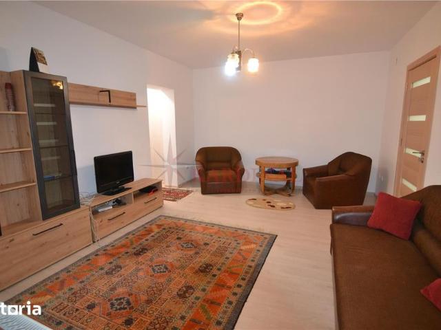 Inchiriere apartament 2 camere etaj intermediar Tractorul str. Goga