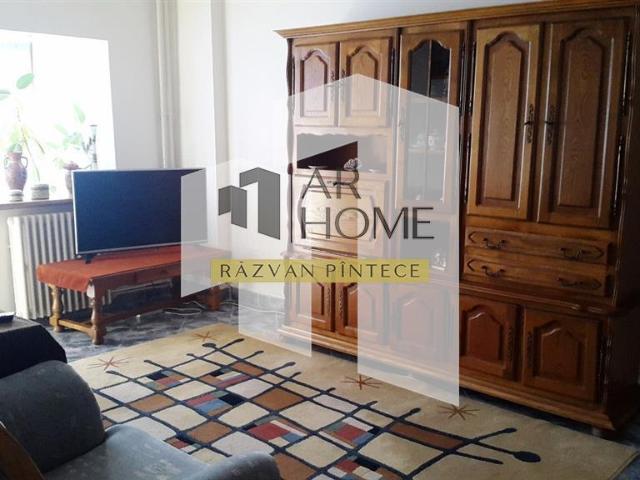 Inchiriere apartament 2 camere, in Ploiesti, zona Centrala
