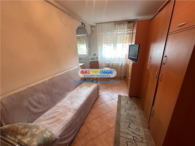Inchiriere apartament 2 camere, in Ploiesti, zona Democratiei