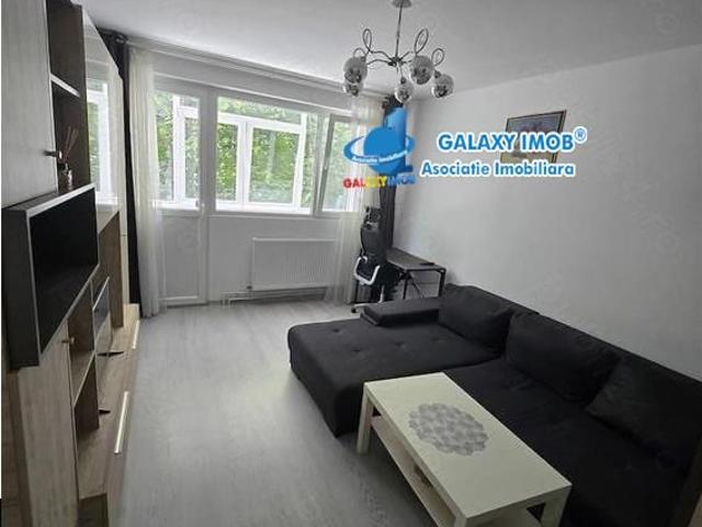 Inchiriere apartament 2 camere Mall Plaza renovat total/centrala propr