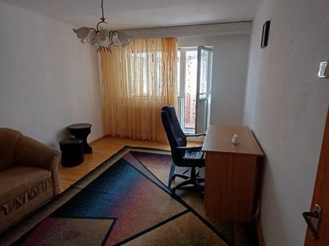 Închiriere apartament 2 camere Nord