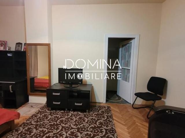 Inchiriere apartament 2 camere situat in Targu Jiu, zona Piata Mica