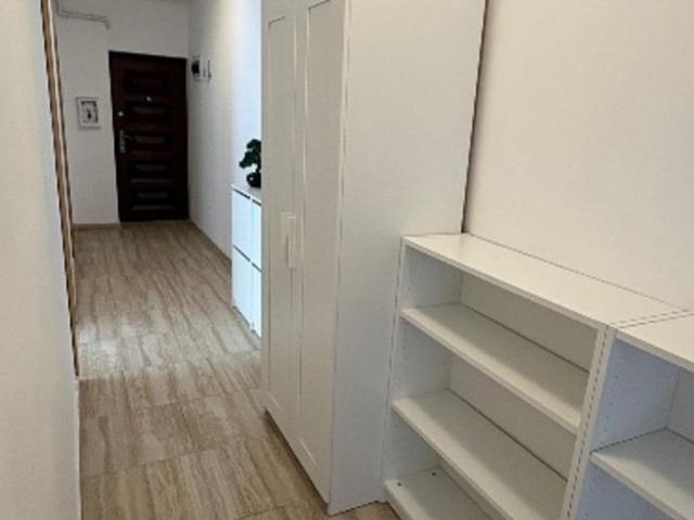Închiriere apartament 2 Camere spațios,8 minute de metrou