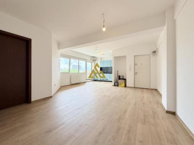 Inchiriere Apartament 2 camere, strada Bucuresti, zona Farmec, garaj
