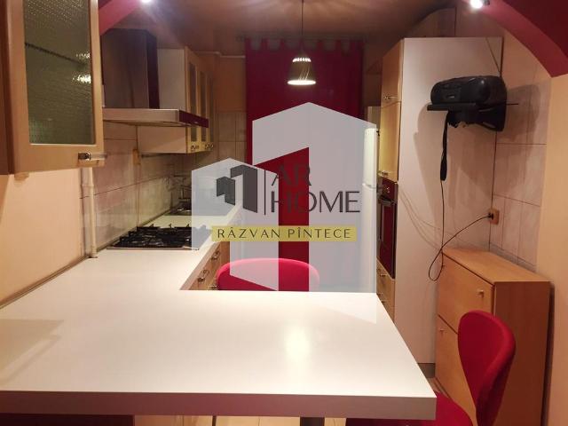 Inchiriere apartament 2 camere Ploiesti, zona Democratiei