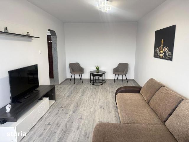 Inchiriere apartament 2 camere, Targoviste, micro 6, Sala Polivalenta