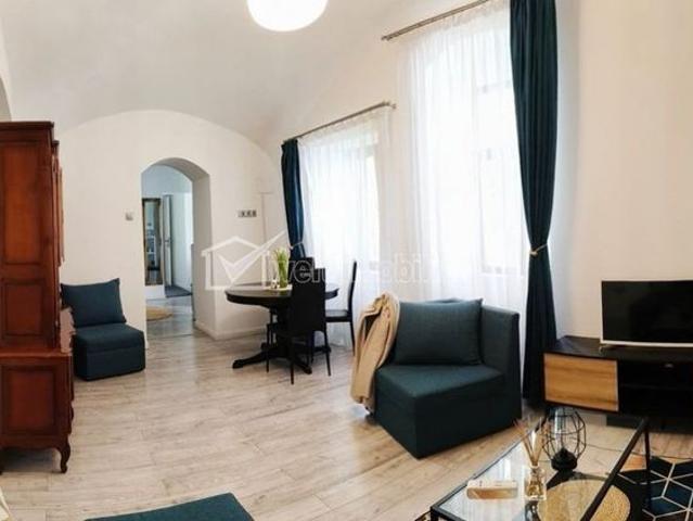 Inchiriere Apartament 2 camere ultracentral, Piața muzeului