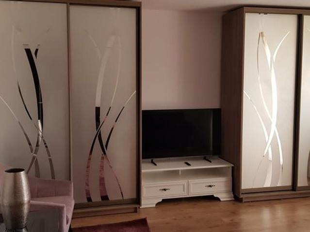 inchiriere apartament 2 camere urban coresi/ flat for rent